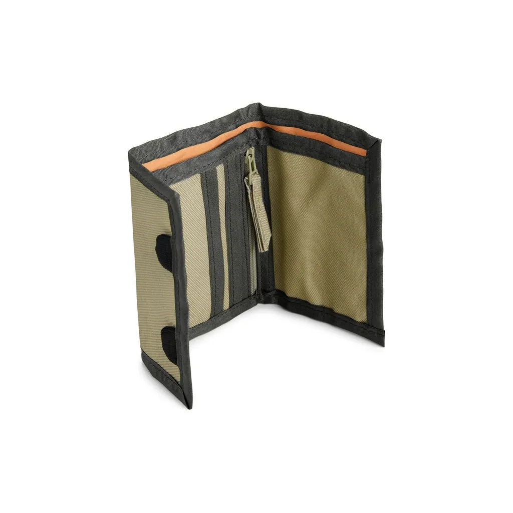 Aksel_wallet-Wallet-NU106-Laurel_Oak-2_1024x.webp