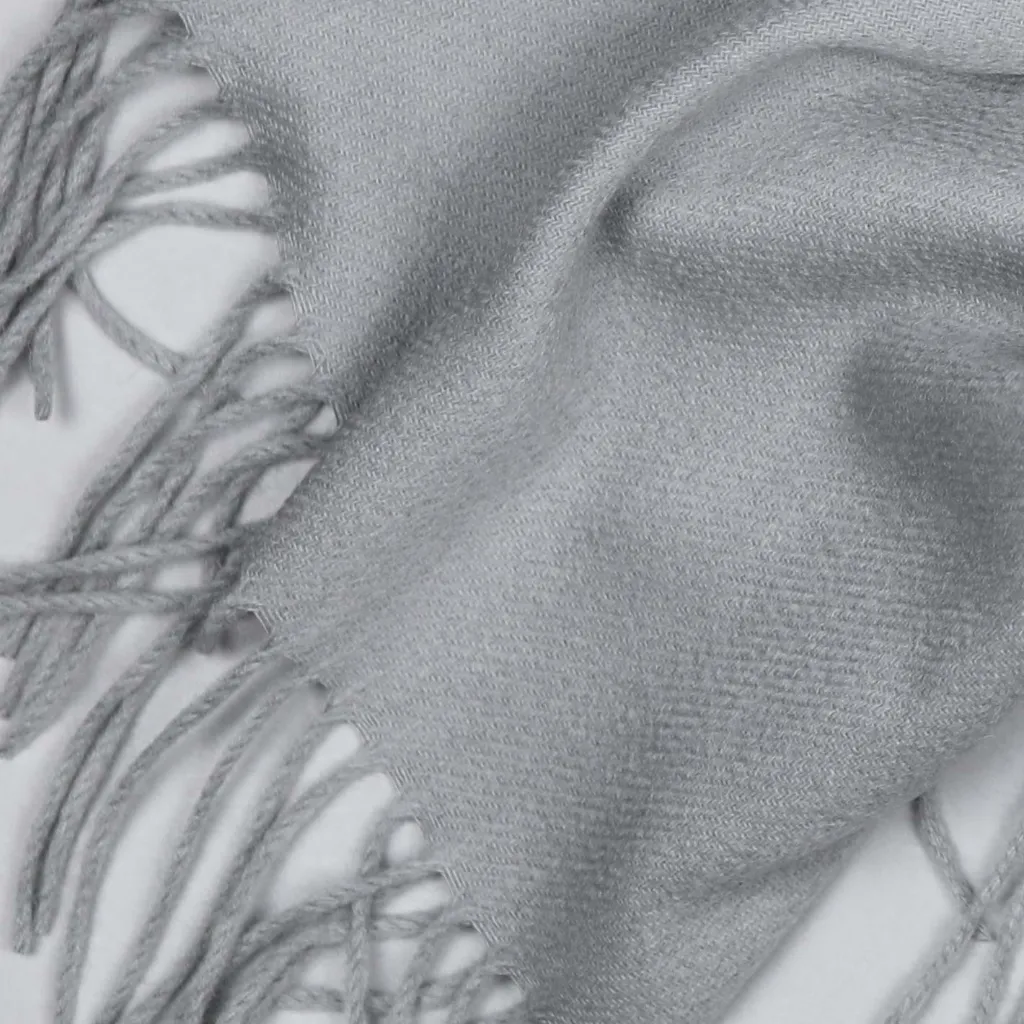 joshua-ellis-dove-grey-cashmere-scarf-3.webp