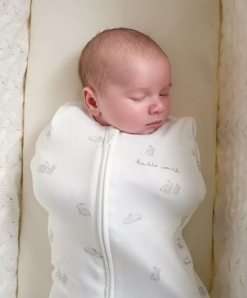 mamas-papas-dreampod-swaddles-dreampod-swaddle-newborn-1-0-tog-bunny-1239471659.jpg.webp