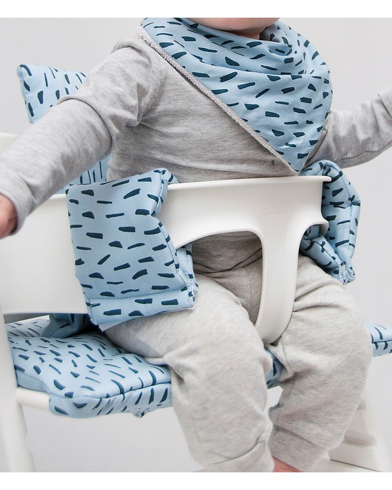 trixie-cushion-for-stokke-tripp-trapp-high-chair-blue-meadow-100-organic-cotton-high-chairs_57338_zoom.webp