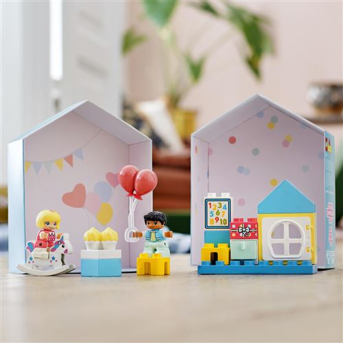 LEGO-DUPLO-Town-10925-La-salle-de-jeux.webp