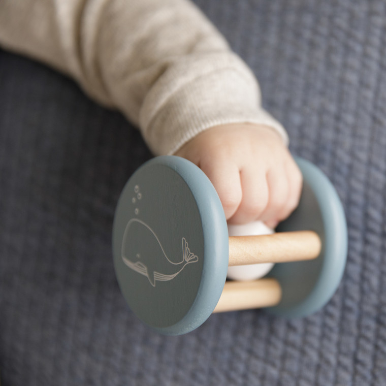 Little Dutch Ocean Houten Rammelaar Roller Blue