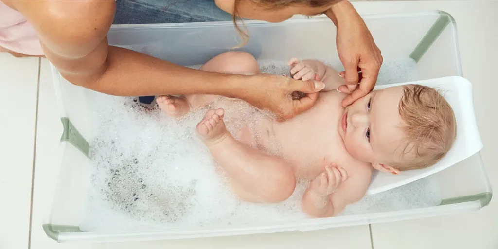 EMO_FlexiBath_TranspGreen_Newborn_1400x700.webp